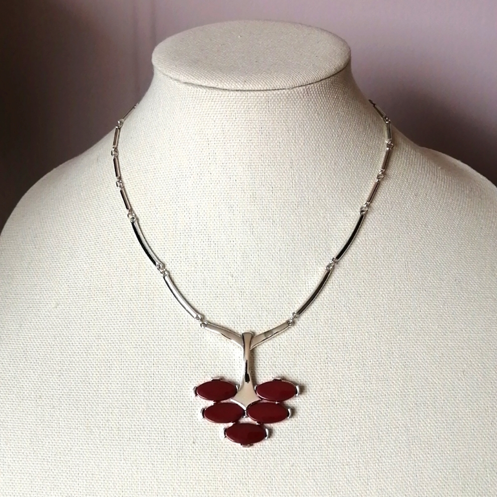 Vintage 1977 Sarah Coventry Modernist Pendant Necklace "Continental" Collection